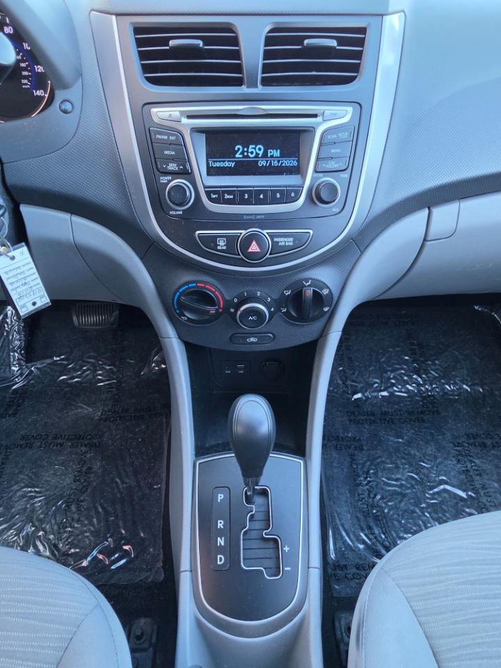 Hyundai Accent 4dr Sdn Auto SE 2016