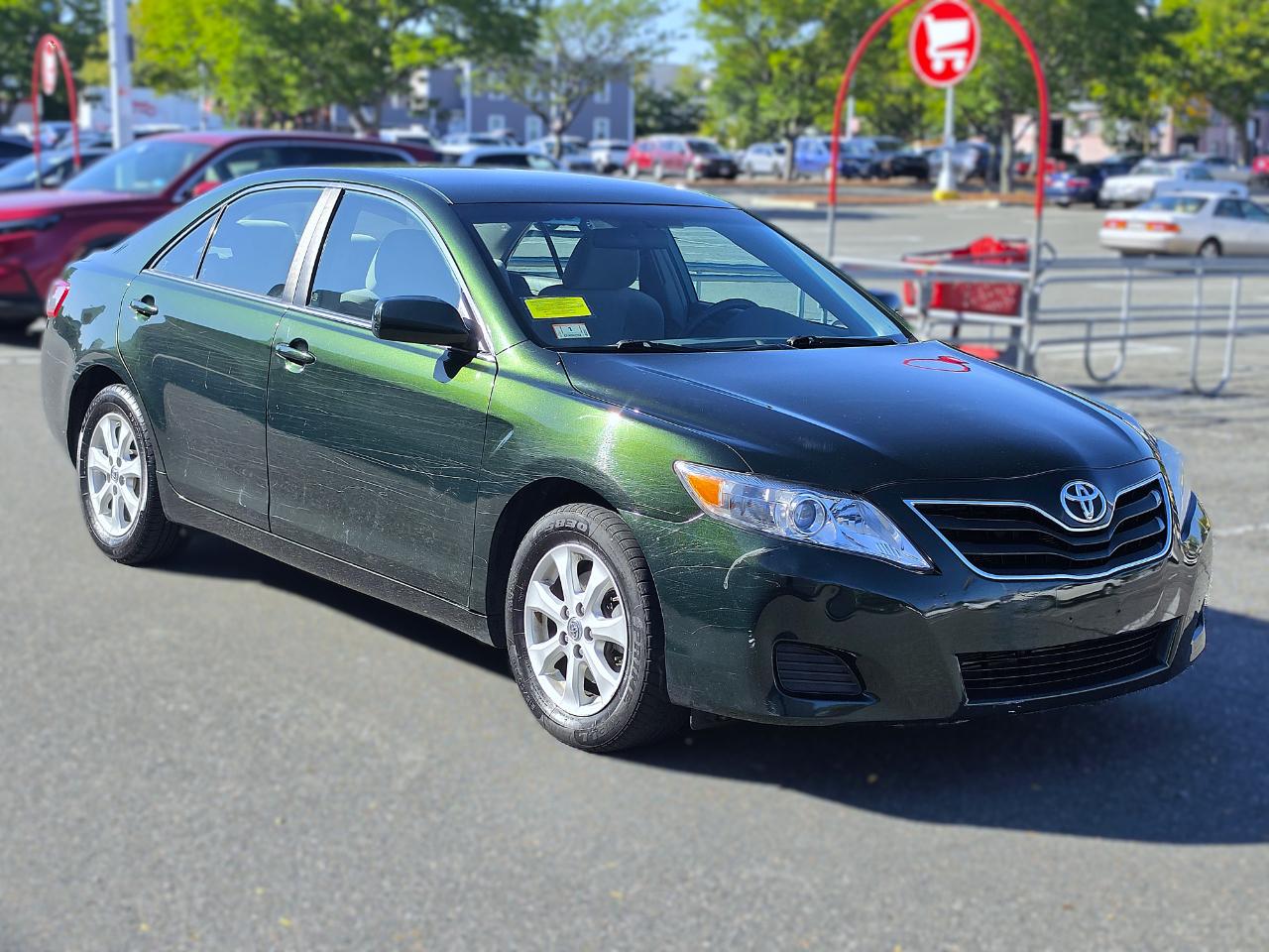 Toyota Camry 4dr Sdn I4 Man LE (Natl) 2011