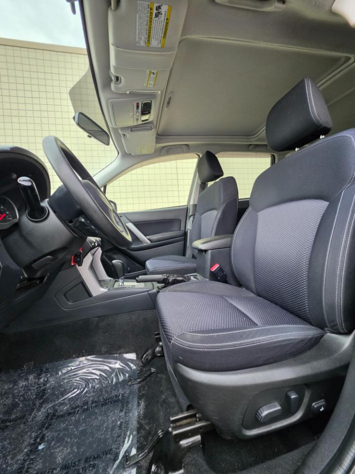 Subaru Forester 4dr CVT 2.5i Premium PZEV 2016