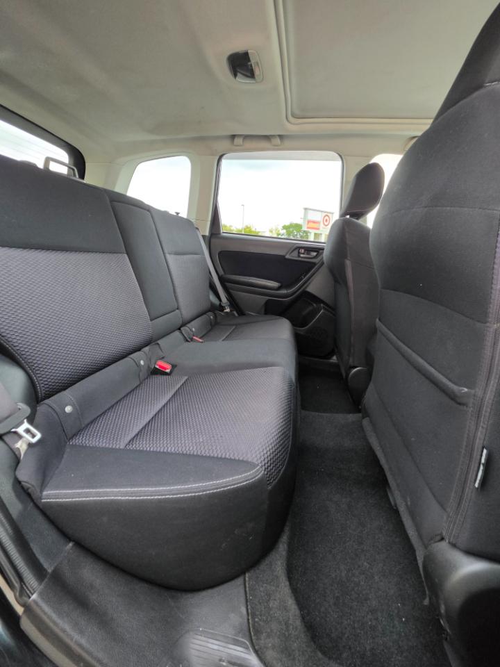 Subaru Forester 4dr CVT 2.5i Premium PZEV 2016