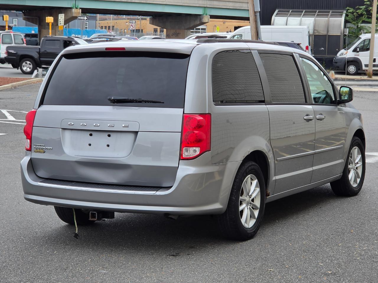 Dodge Grand Caravan photo 7