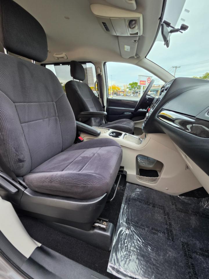 Dodge Grand Caravan photo 15