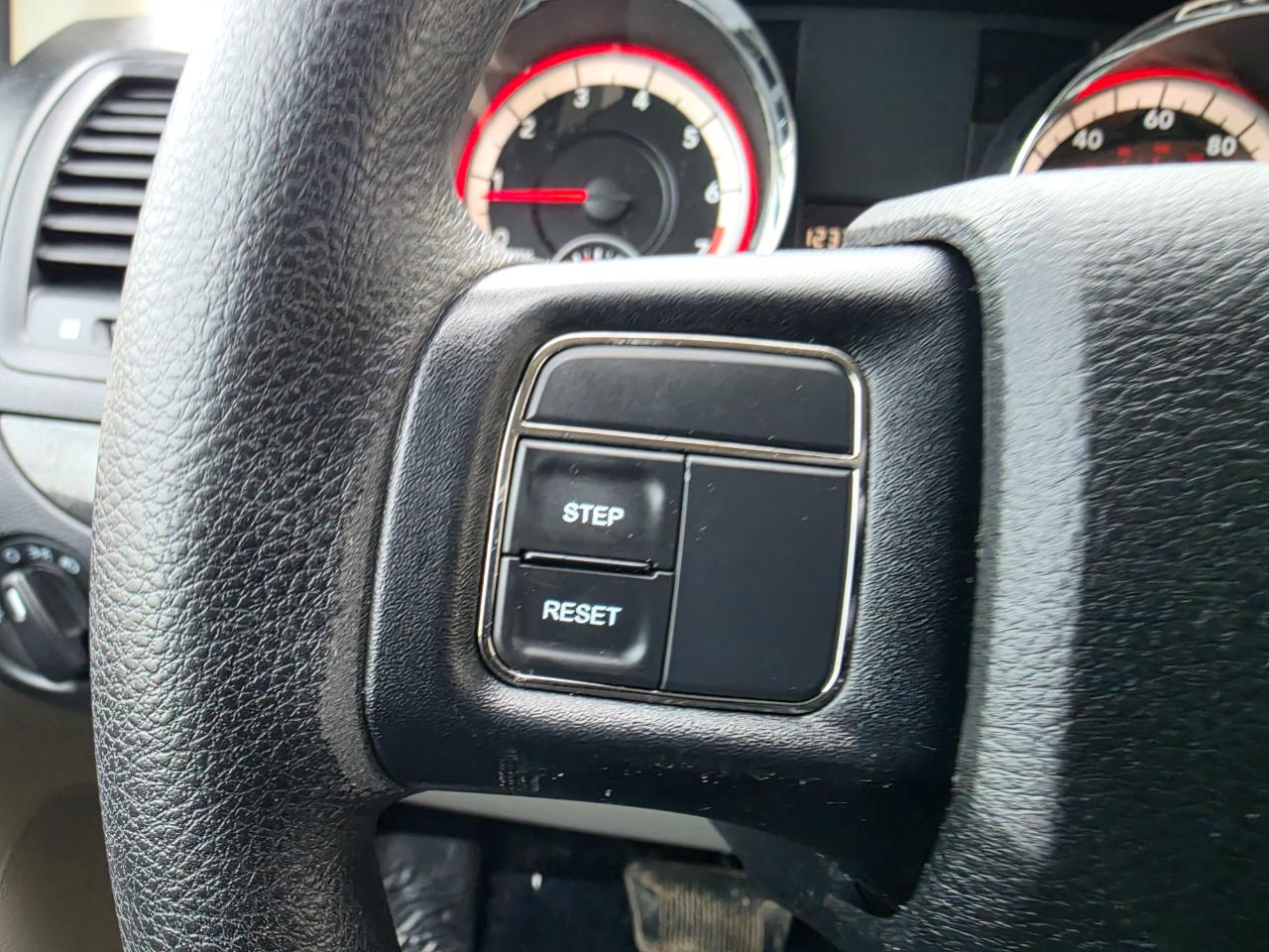 Dodge Grand Caravan photo 20