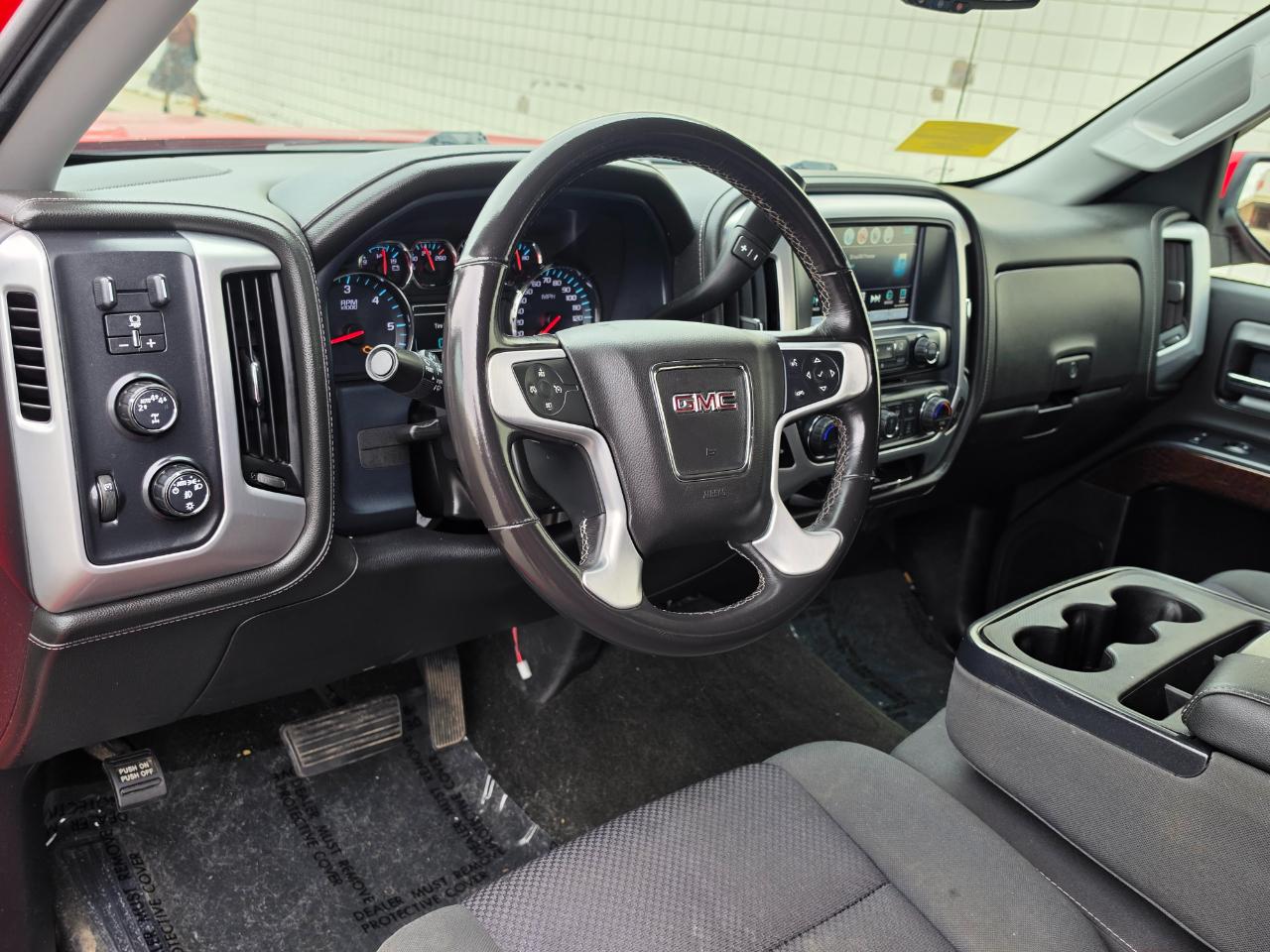 GMC Sierra photo 9