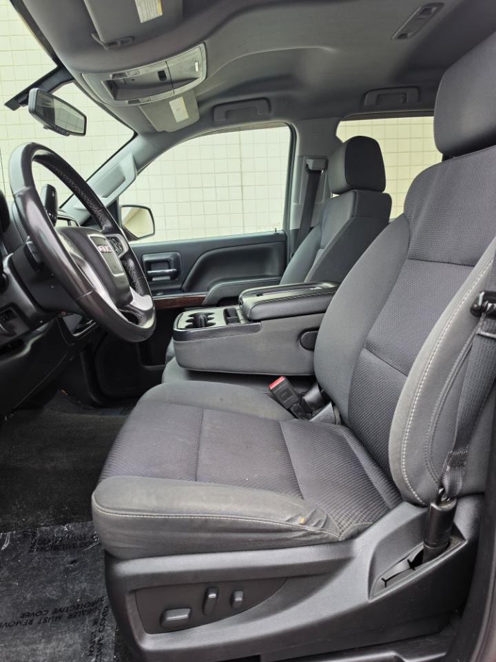 GMC Sierra photo 10