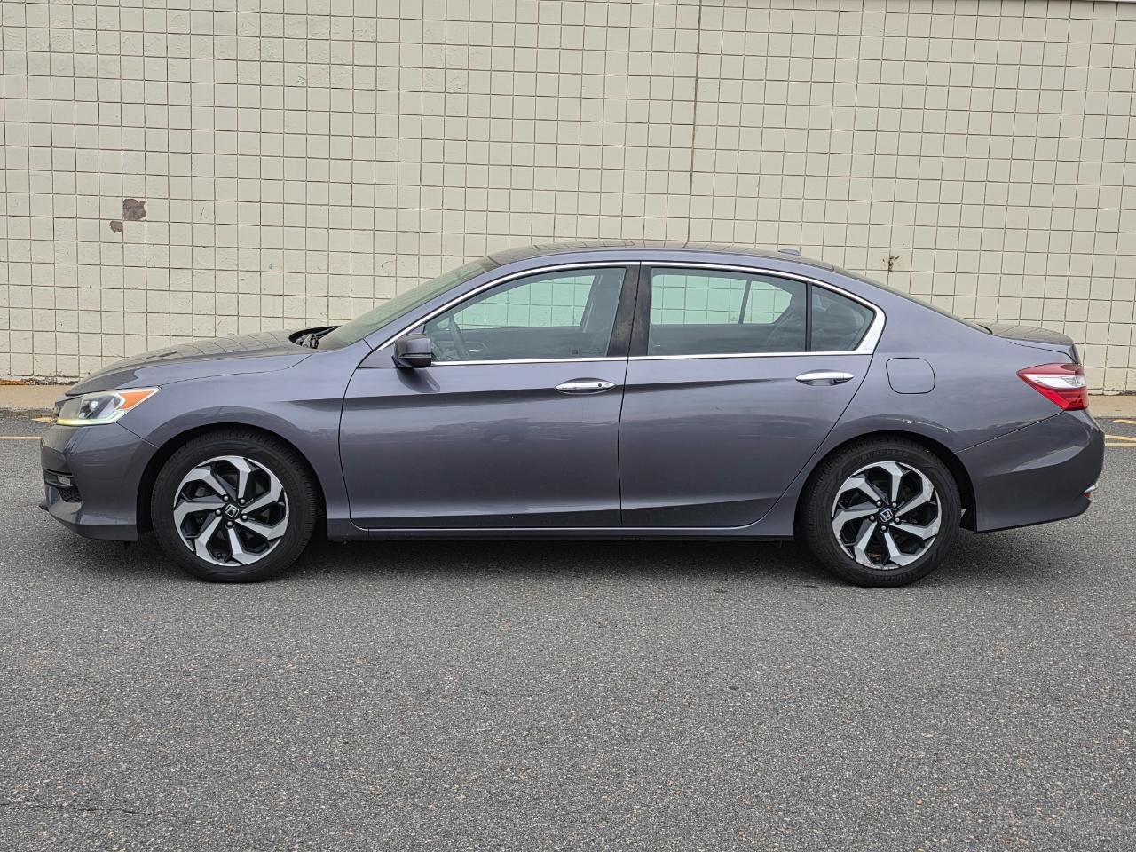 Honda Accord photo 4