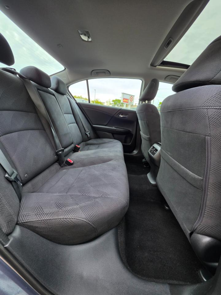 Honda Accord photo 13