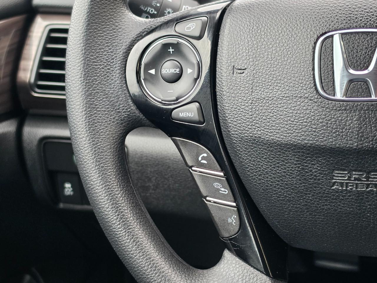Honda Accord photo 19