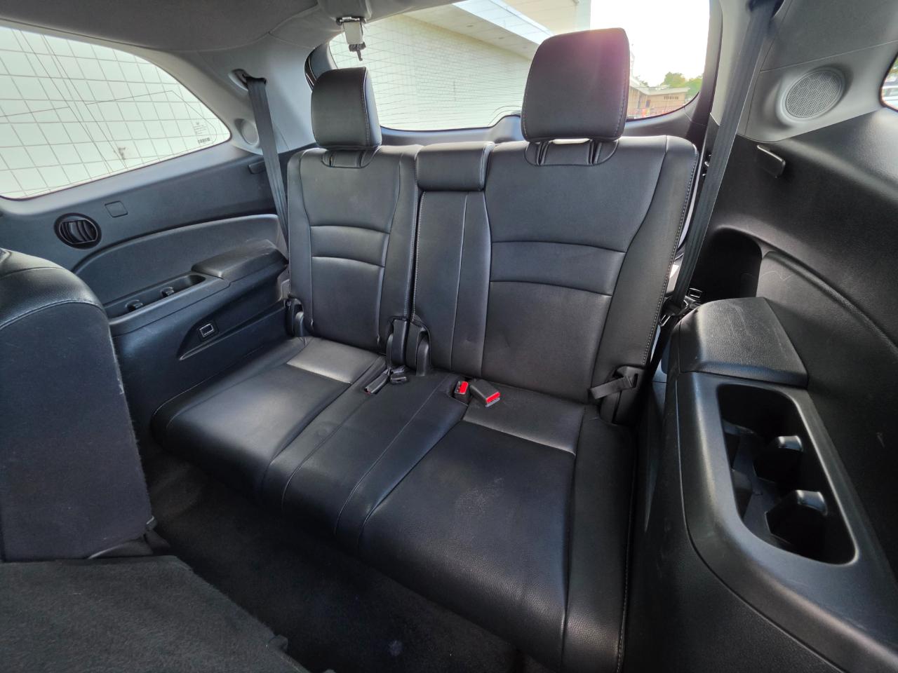 Honda Pilot photo 12