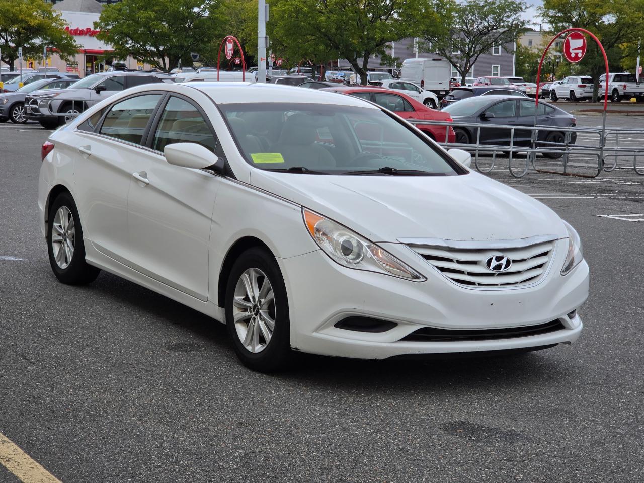 Hyundai Sonata photo 3