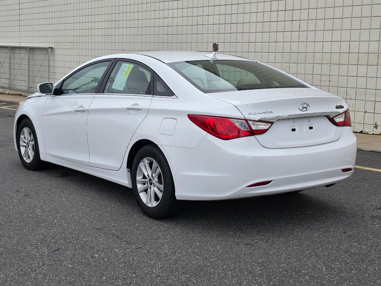 Hyundai Sonata photo 5