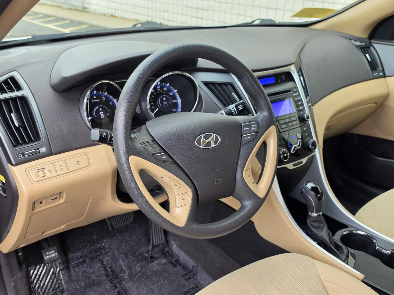 Hyundai Sonata photo 10