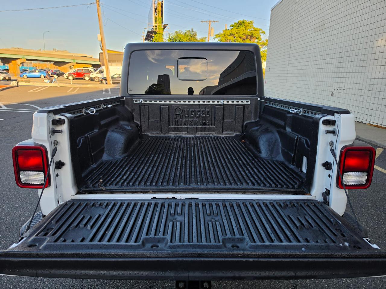 Jeep Gladiator photo 8