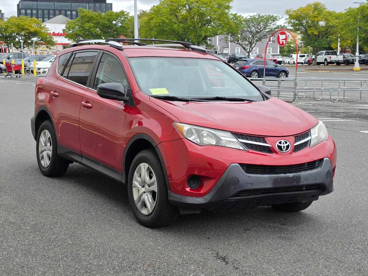 Toyota RAV4 AWD 4dr LE (Natl) 2013