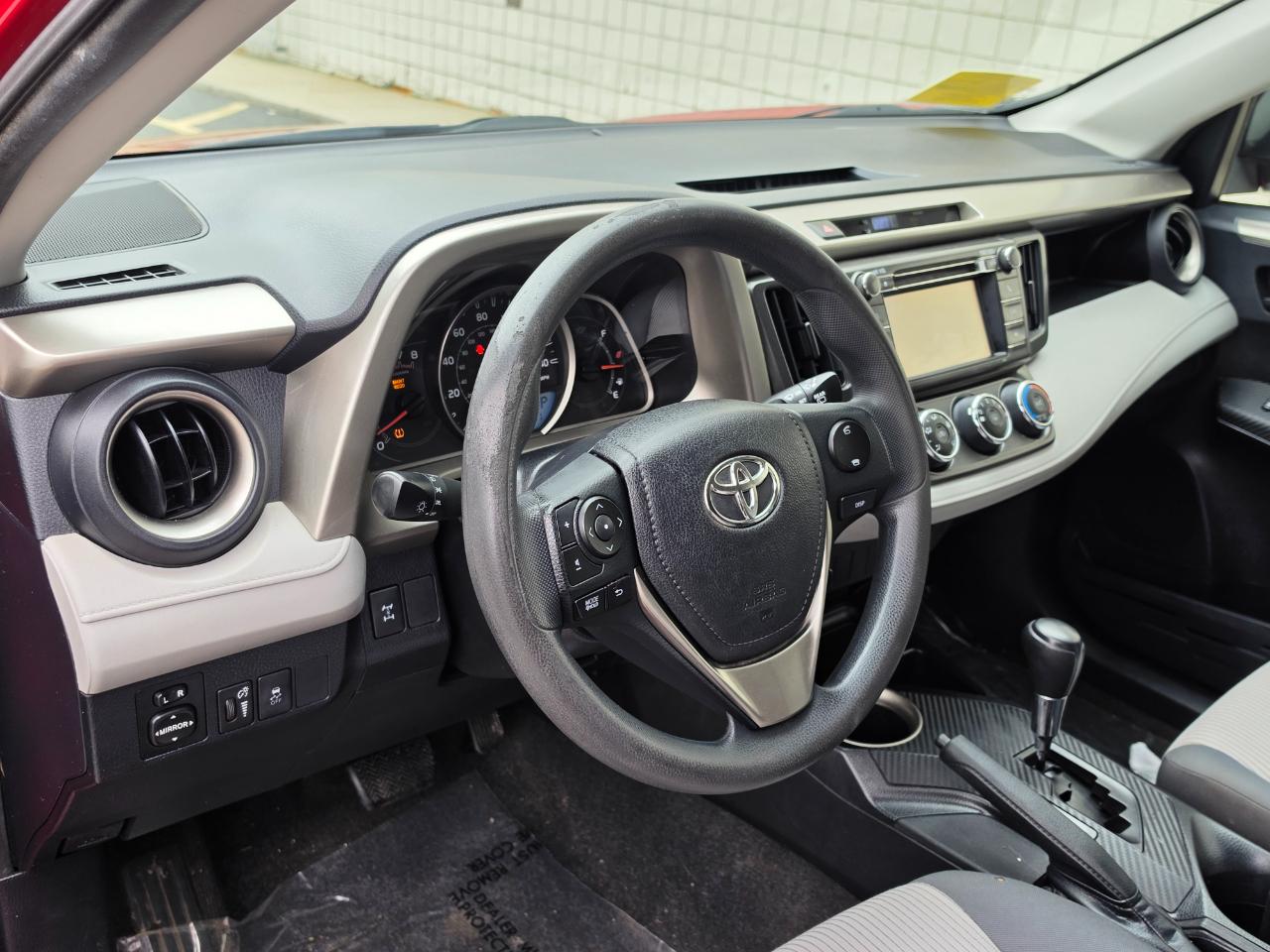 Toyota RAV4 AWD 4dr LE (Natl) 2013