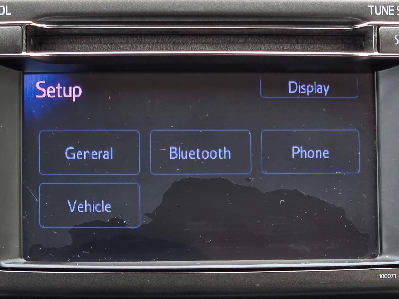 Toyota RAV4 AWD 4dr LE (Natl) 2013