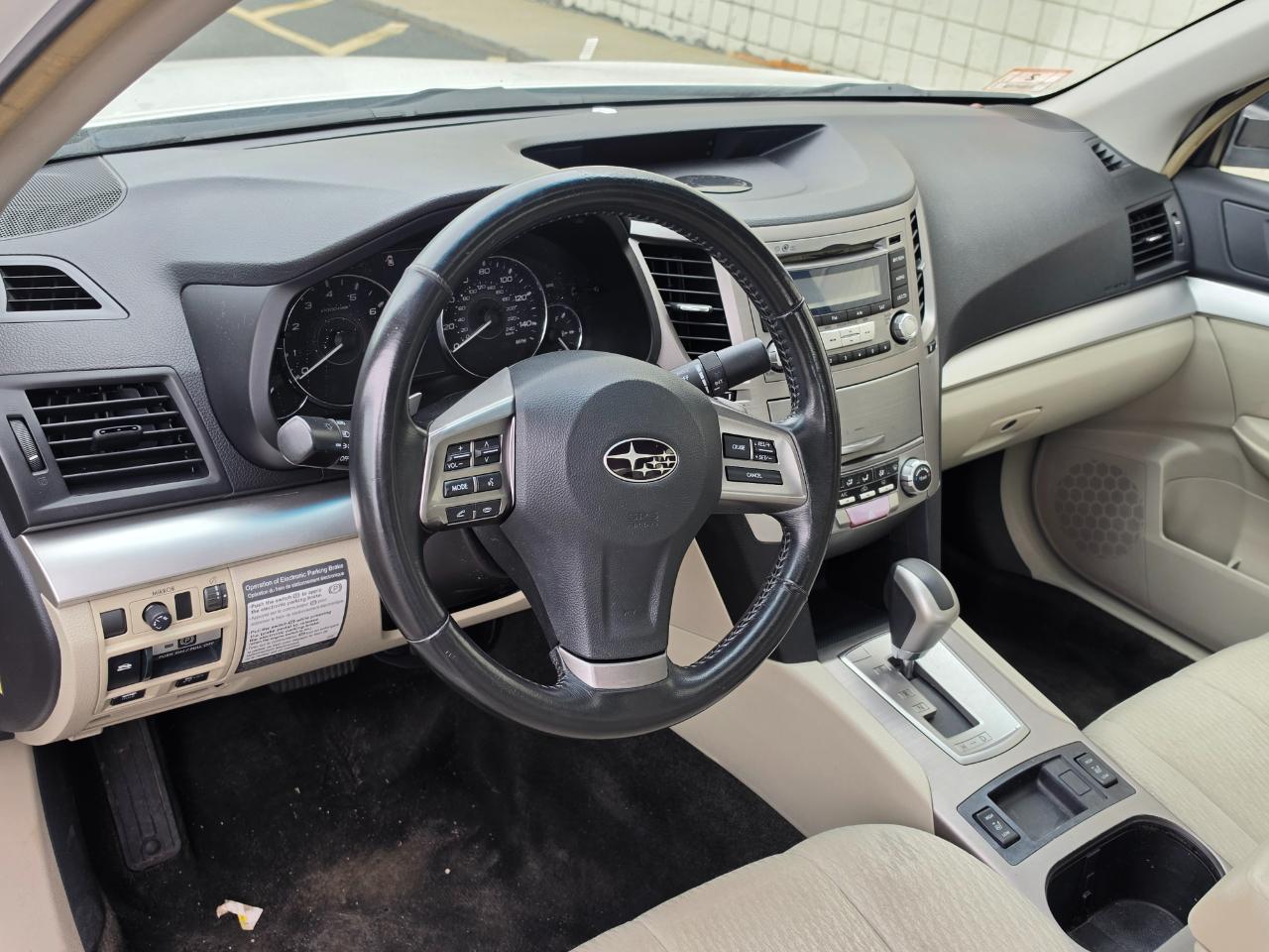 Subaru Legacy 4dr Sdn H4 Auto 2.5i Premium 2012
