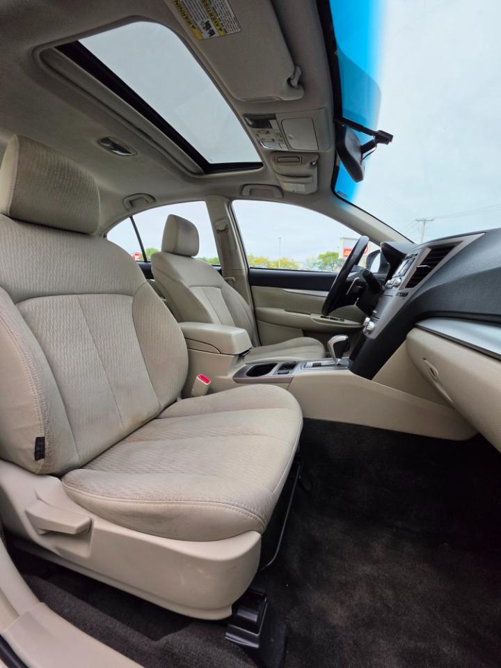 Subaru Legacy 4dr Sdn H4 Auto 2.5i Premium 2012