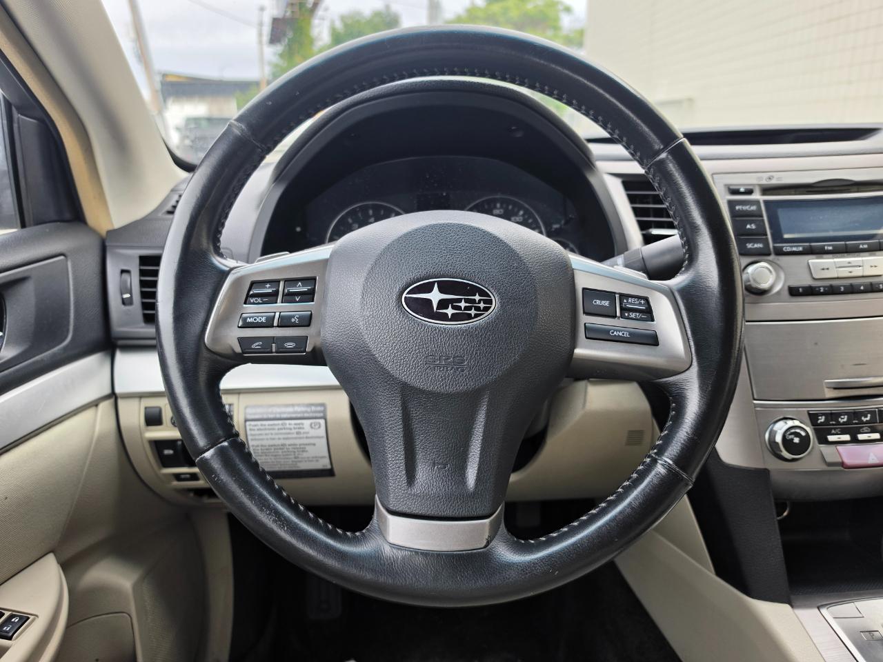Subaru Legacy 4dr Sdn H4 Auto 2.5i Premium 2012