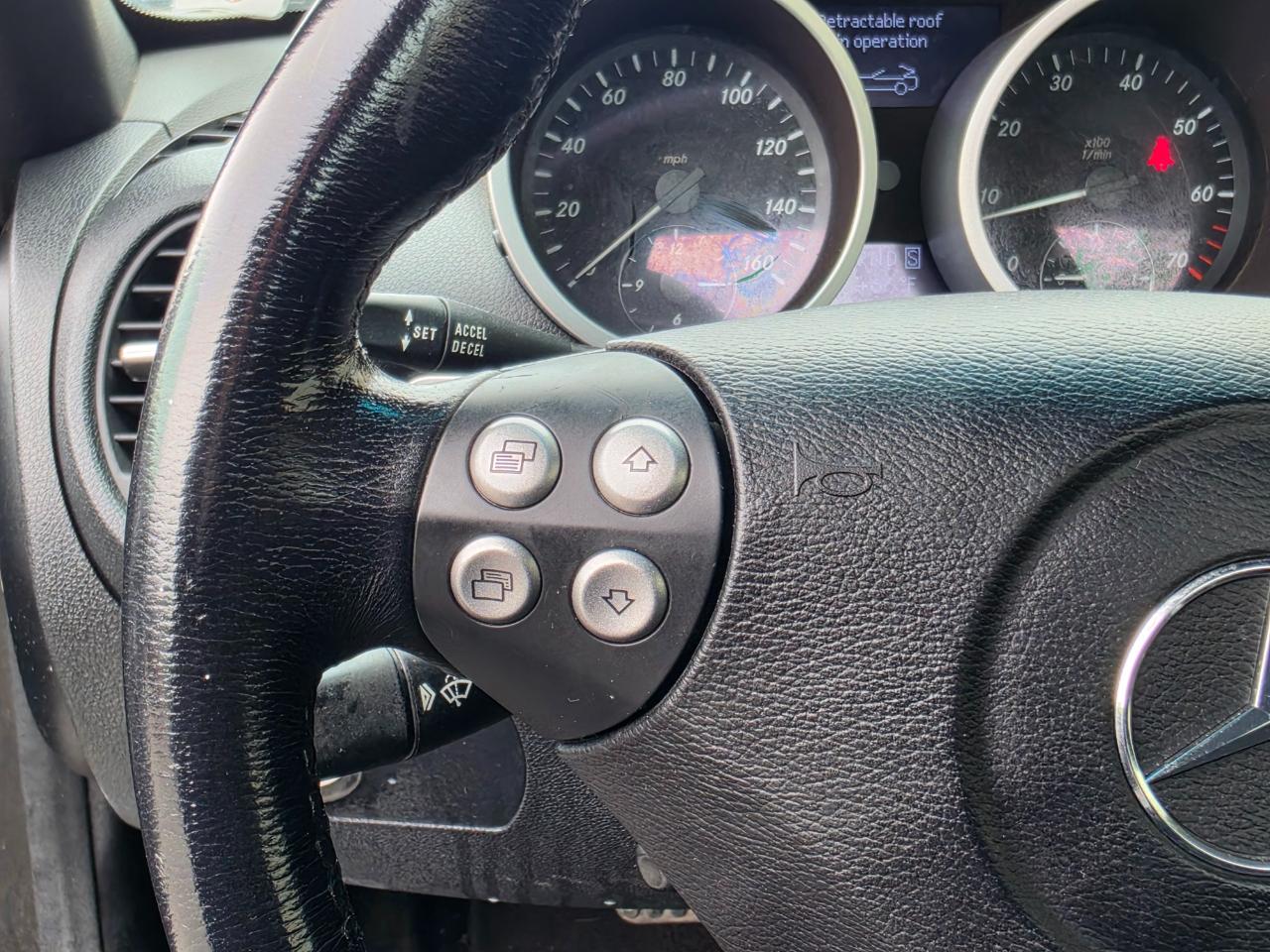 Mercedes-Benz SLK-Class 2dr Roadster 3.5L 2007