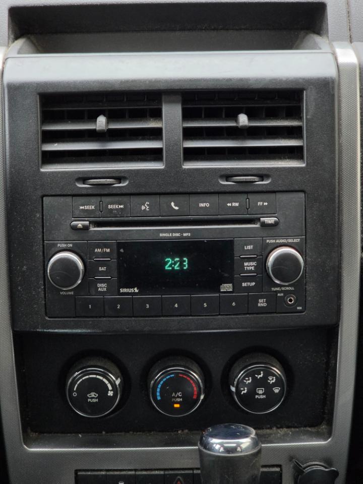 Jeep Liberty 4WD 4dr Sport 2010