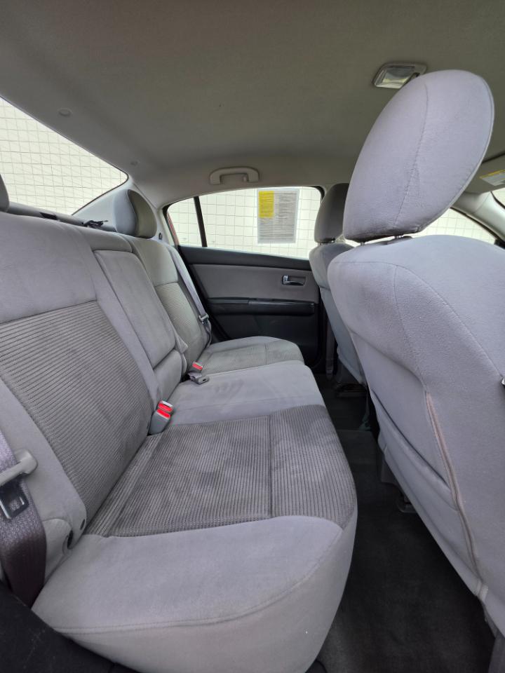Nissan Sentra  2012