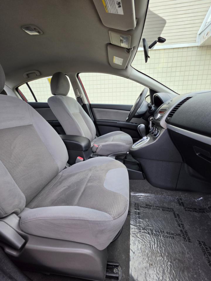 Nissan Sentra  2012