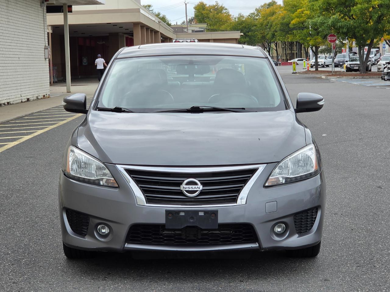 Nissan Sentra 4dr Sdn I4 CVT SR 2015