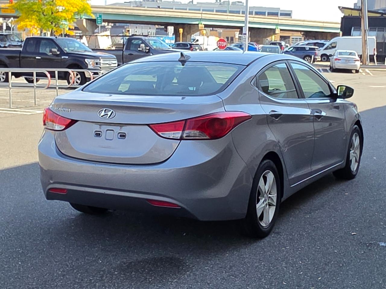 Hyundai Elantra 4dr Sdn Auto GLS PZEV (Ulsan Plant) *Ltd Avail* 2013