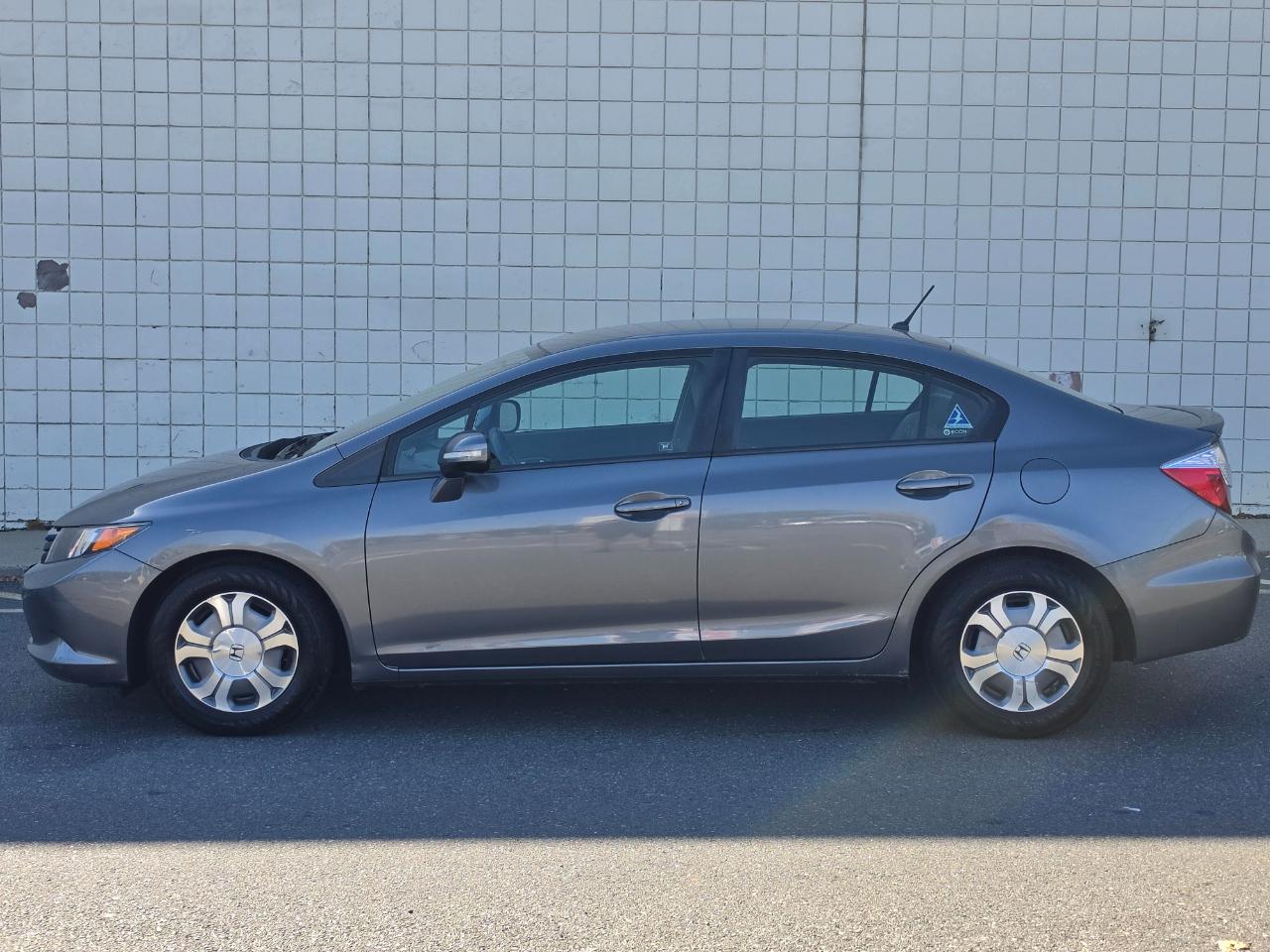Honda Civic Hybrid 4dr Sdn L4 CVT 2012
