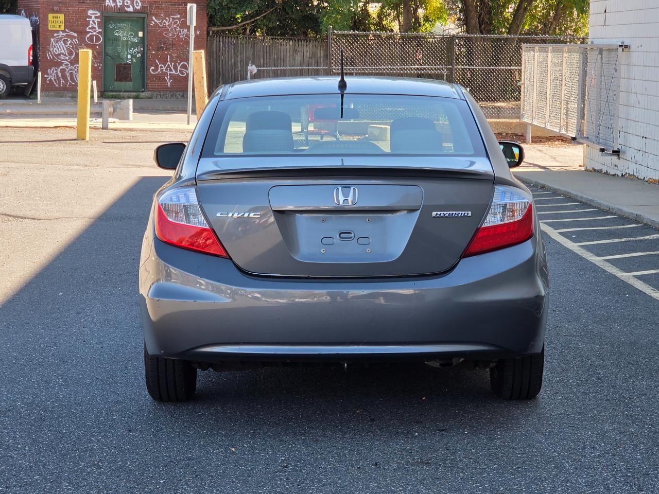 Honda Civic Hybrid 4dr Sdn L4 CVT 2012