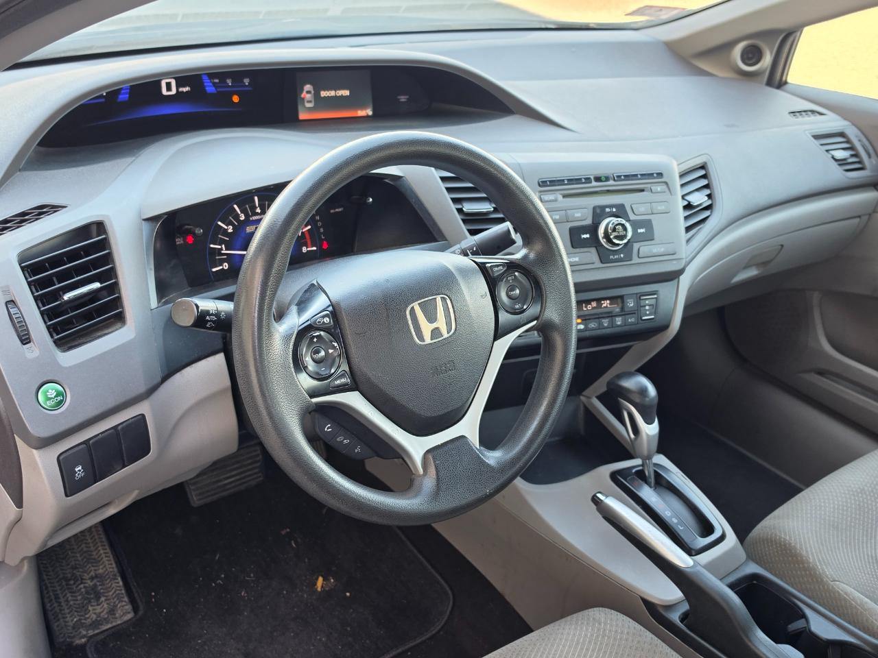 Honda Civic Hybrid 4dr Sdn L4 CVT 2012