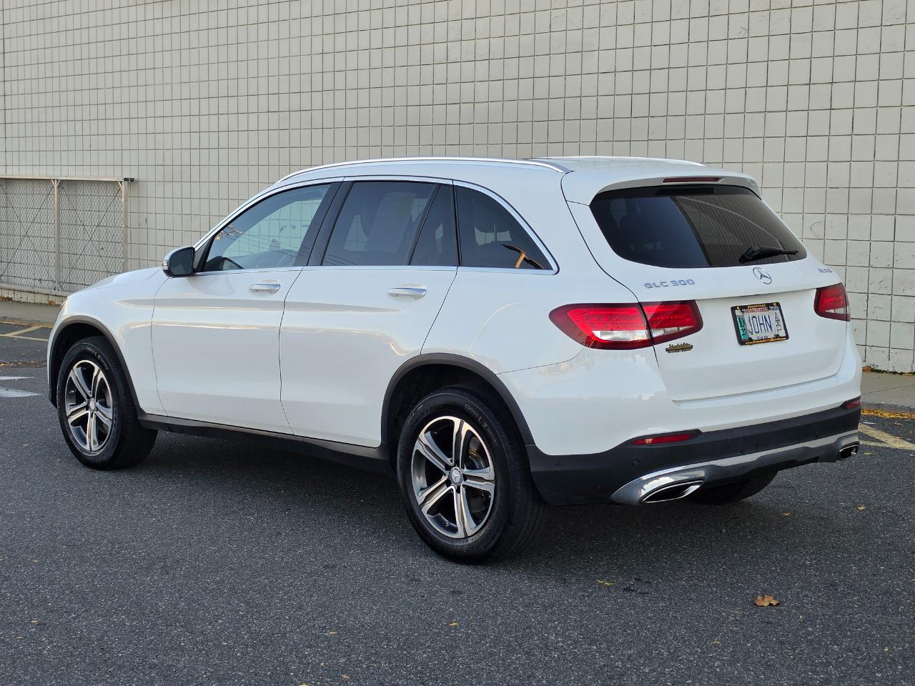 Mercedes-Benz GLC 4MATIC 4dr GLC 300 2016