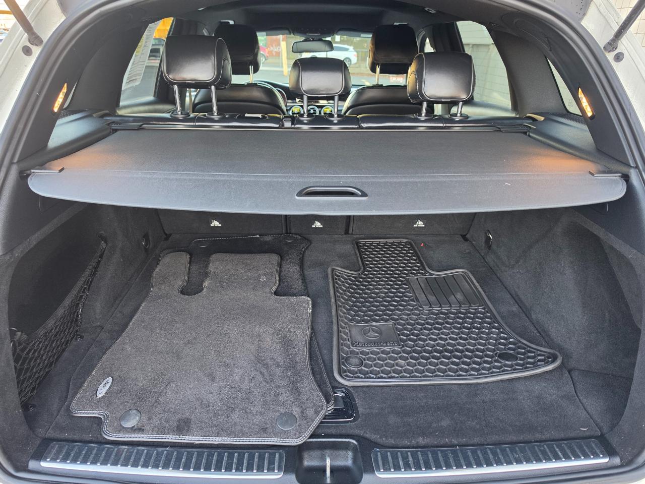 Mercedes-Benz GLC 4MATIC 4dr GLC 300 2016