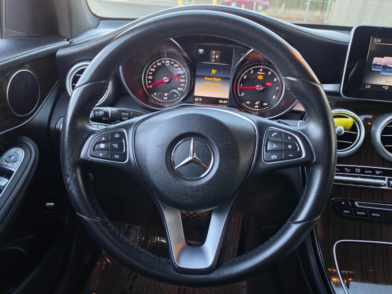 Mercedes-Benz GLC 4MATIC 4dr GLC 300 2016