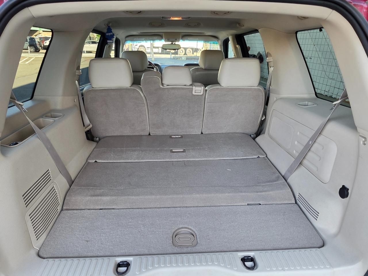 Lincoln Aviator 4dr AWD Ultimate 2004