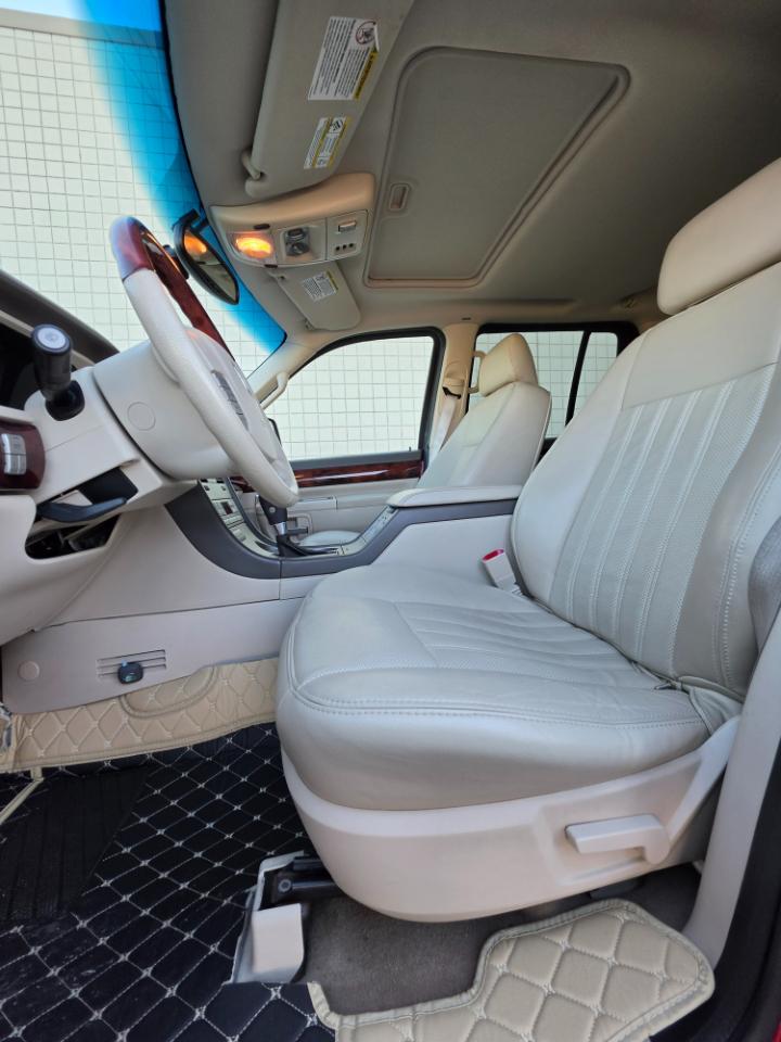Lincoln Aviator 4dr AWD Ultimate 2004