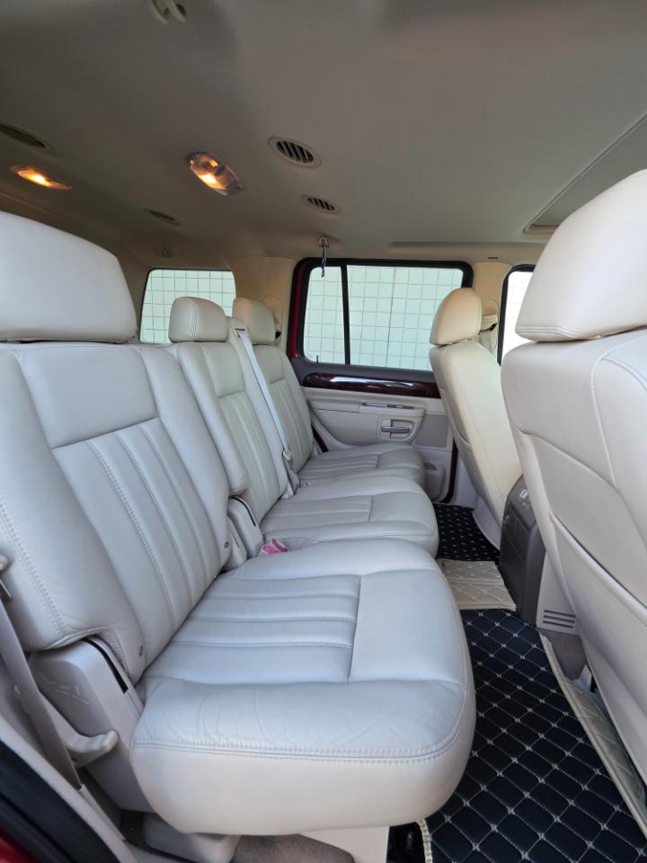 Lincoln Aviator 4dr AWD Ultimate 2004