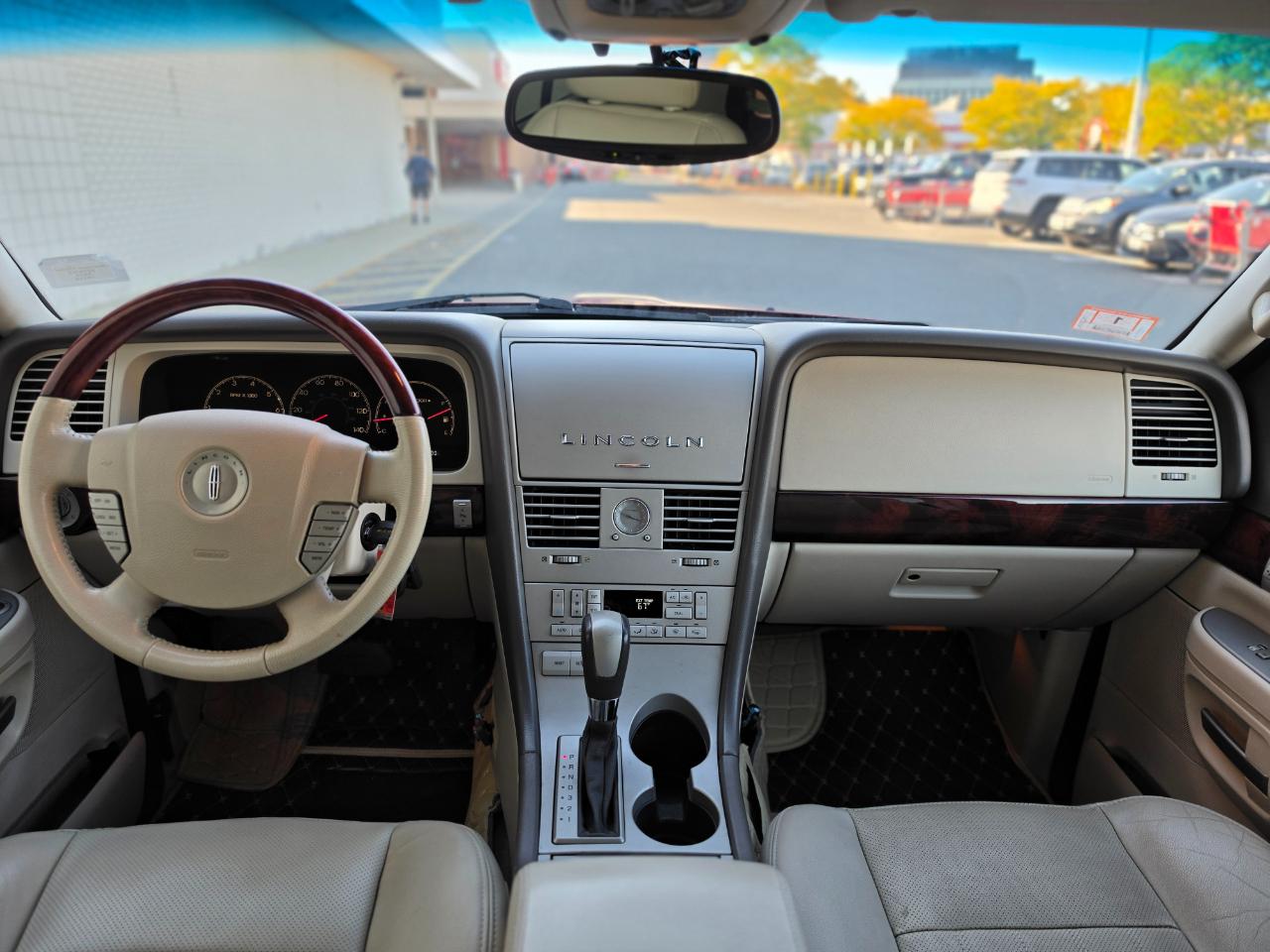 Lincoln Aviator 4dr AWD Ultimate 2004