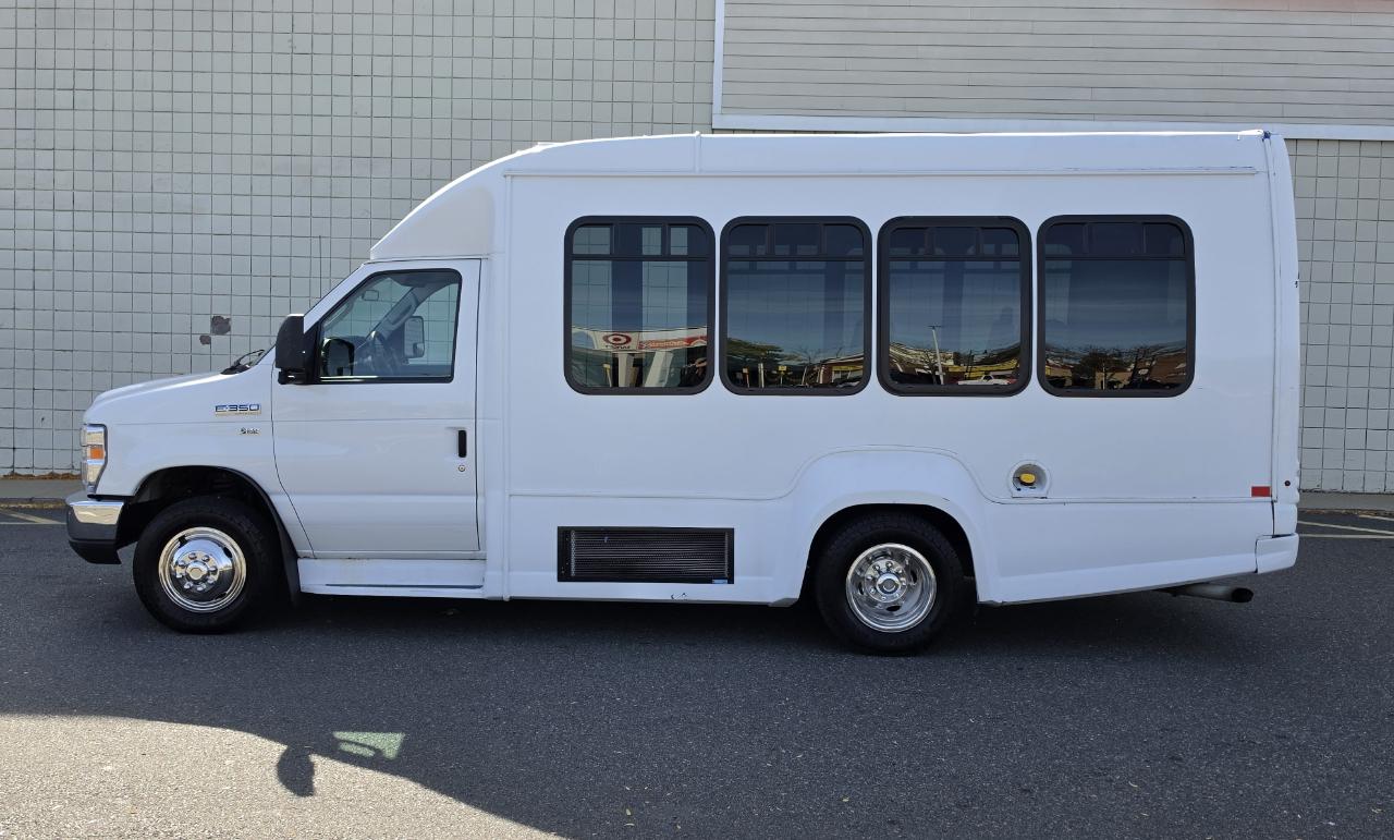 Ford E-Series Cutaway E-350 SRW 138" WB 2019