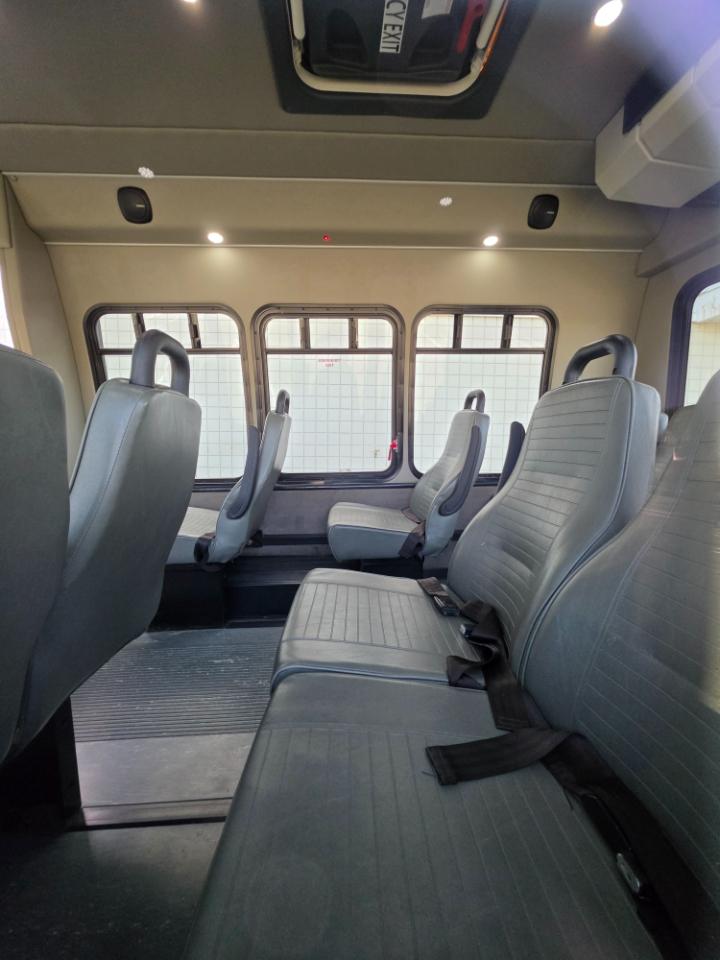 Ford E-Series Cutaway E-350 SRW 138" WB 2019