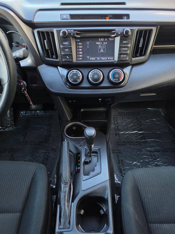 Toyota RAV4 AWD 4dr LE (Natl) 2016