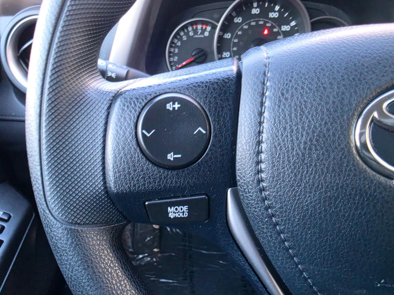 Toyota RAV4 AWD 4dr LE (Natl) 2016