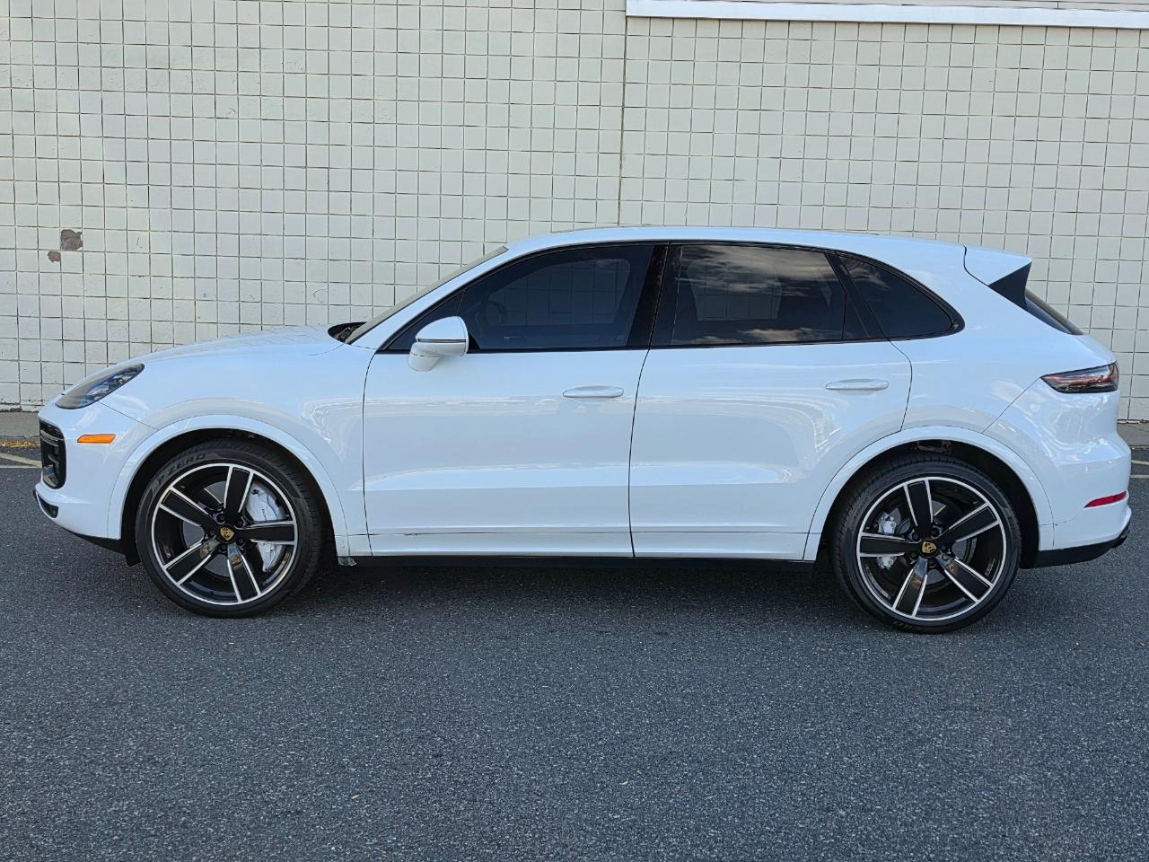 Porsche Cayenne Turbo AWD 2019