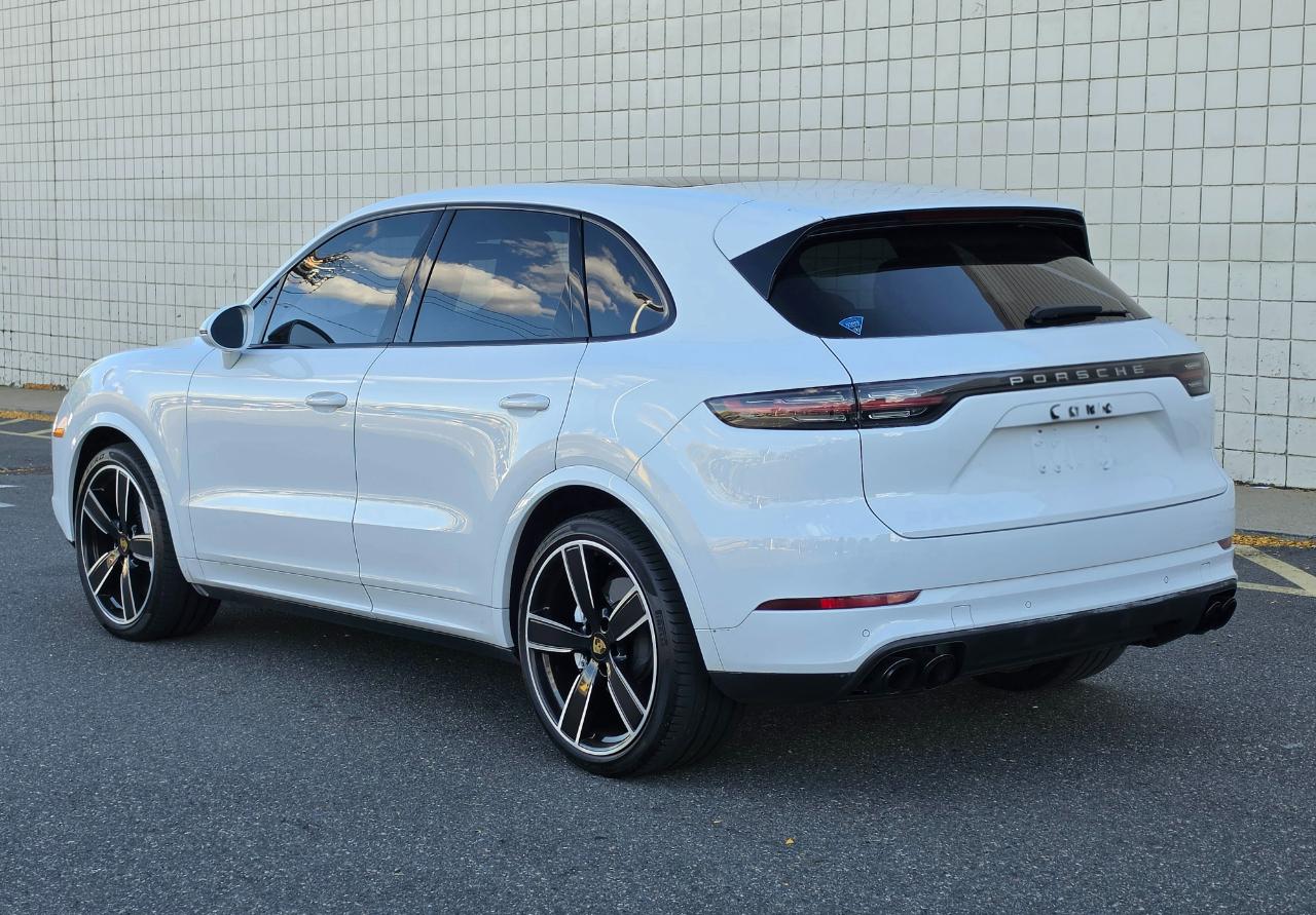 Porsche Cayenne Turbo AWD 2019