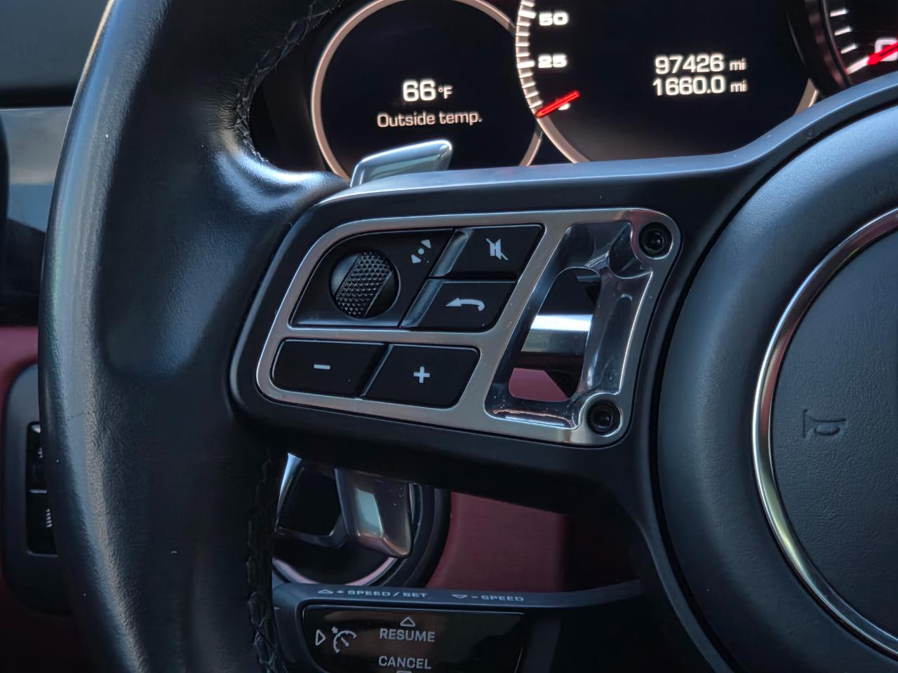 Porsche Cayenne Turbo AWD 2019