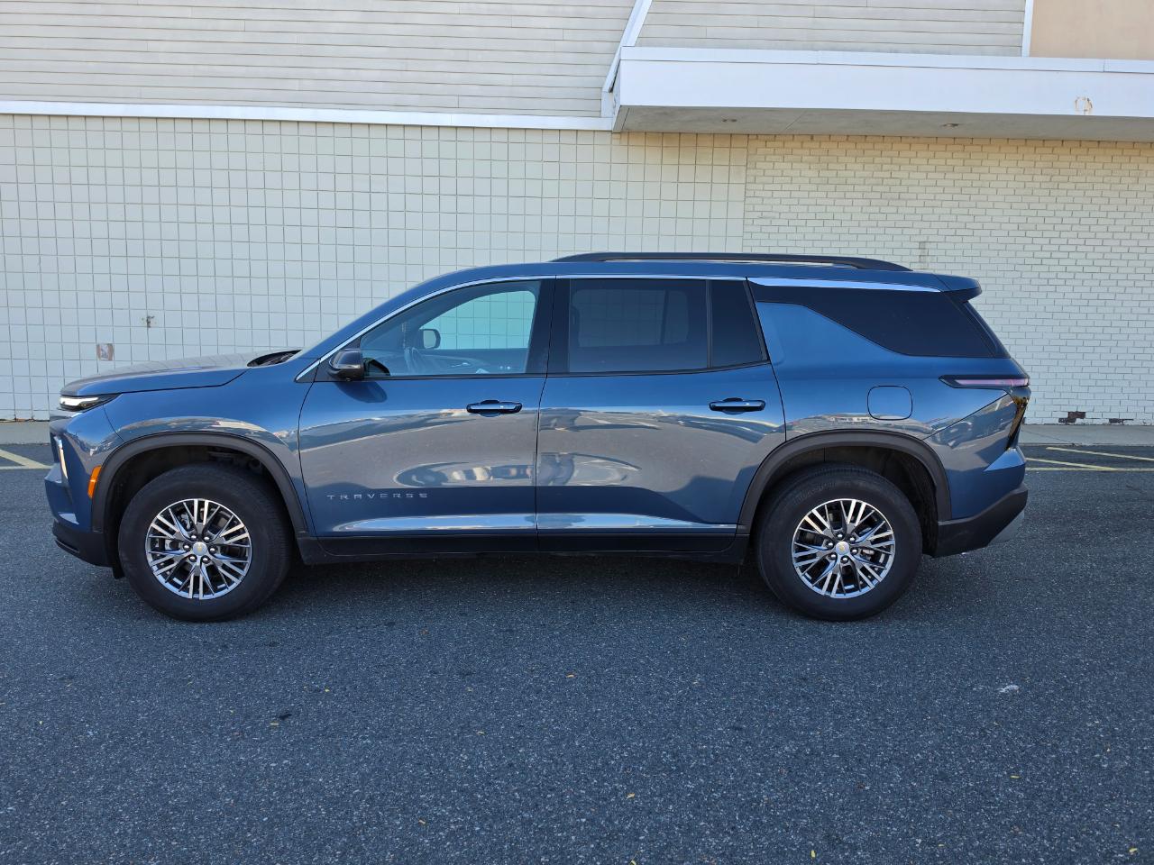 Chevrolet Traverse FWD 4dr LT w/1LT 2025