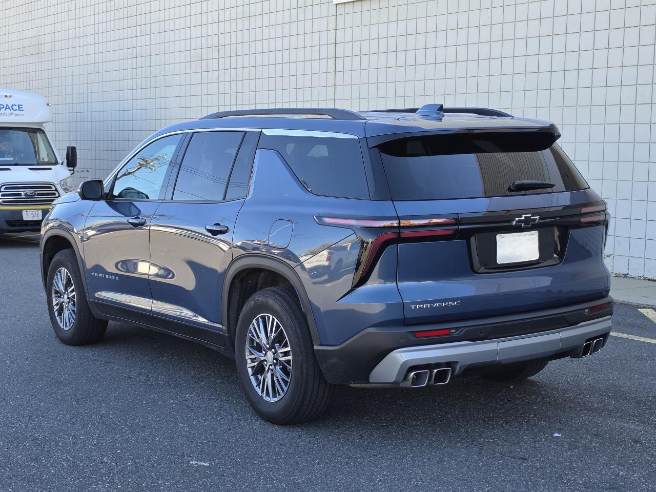 Chevrolet Traverse FWD 4dr LT w/1LT 2025