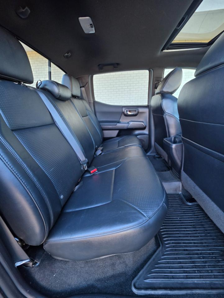 Toyota Tacoma TRD Off Road Double Cab 5' Bed V6 4x4 MT (Natl) 2018