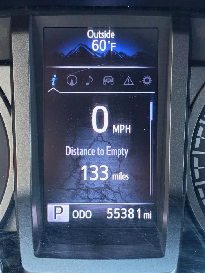 Toyota Tacoma TRD Off Road Double Cab 5' Bed V6 4x4 MT (Natl) 2018